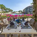 Vonresort Elite & Aqua 5* Sidé