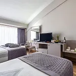 Vonresort Elite & Aqua 5* Sidé