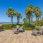 Vonresort Elite & Aqua 5* Side